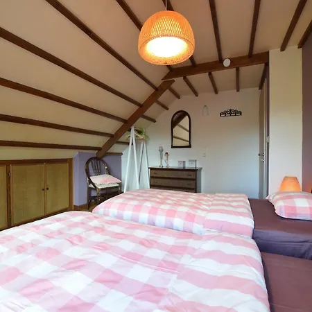 Charming In Noville, Cleaning Included Vakantiehuis