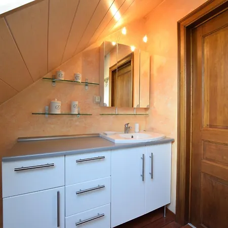 Charming In Noville, Cleaning Included Vakantiehuis Bastenaken